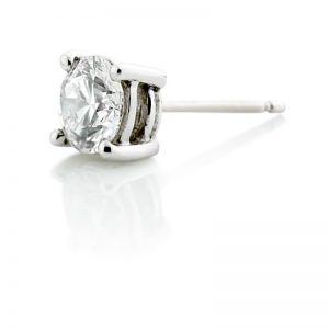 Traditional 4 Claw Stud Earring