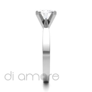 Classic Tapered 4Prong Diamond Engagement Ring