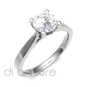 Classic Tapered 4Prong diamond Engagement Ring